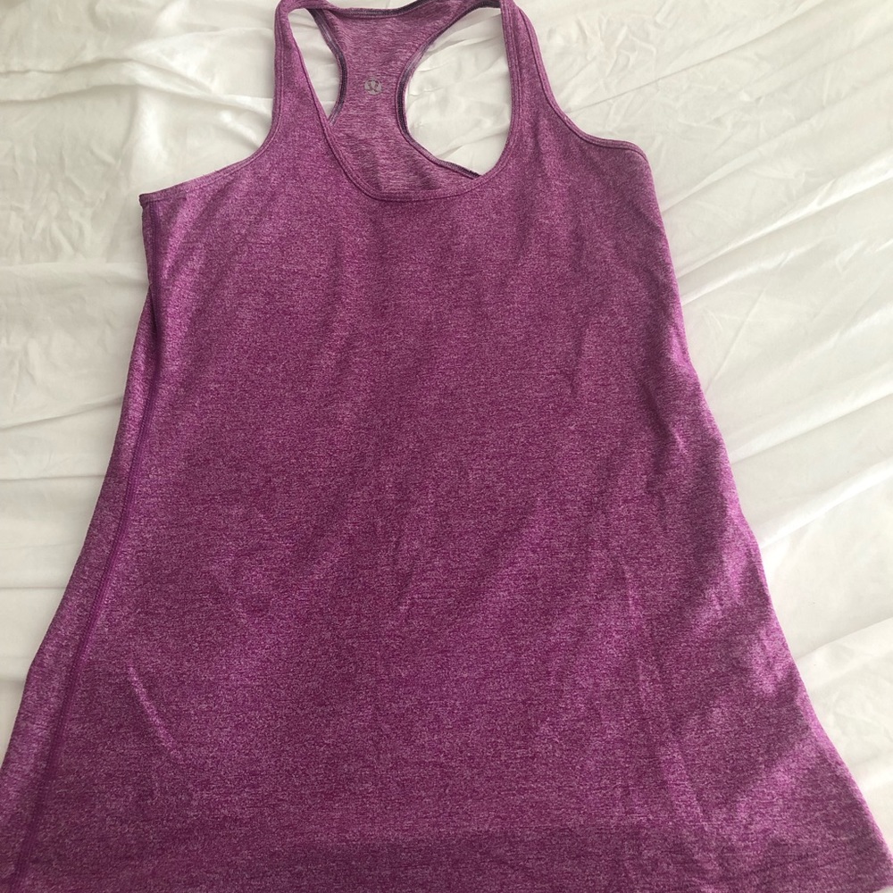 Lululemon size 8 magenta workout top